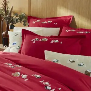 Housse de Couette "Au Cœur de la Vallée" – Version Rouge Passion