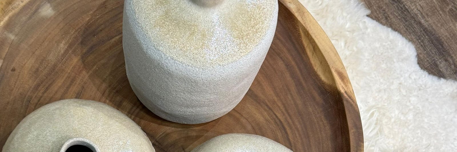 Side tables – atmosphere at Chalet