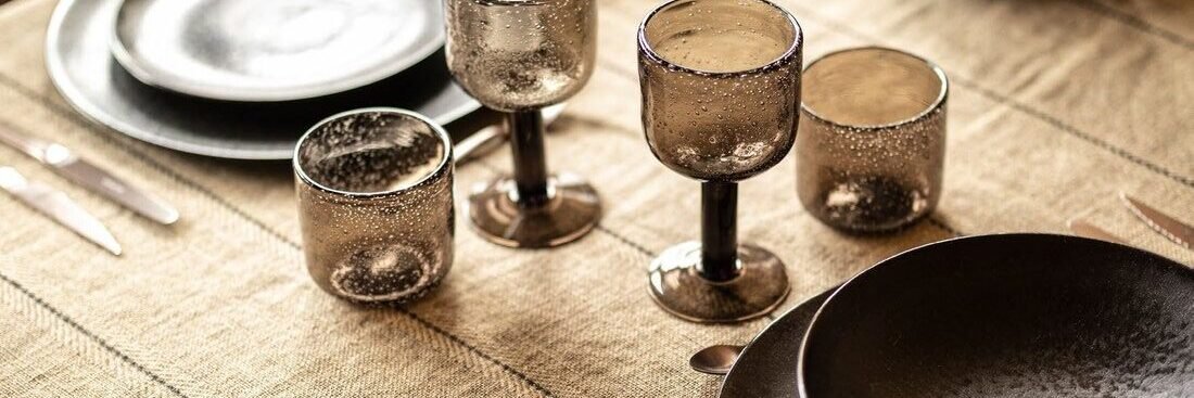 Mesas de comedor – ambiente en Au Chalet