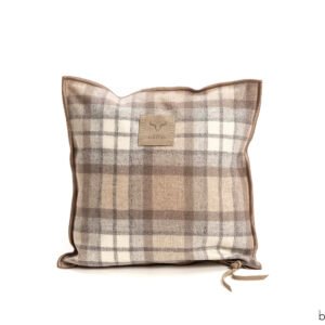 Cubrecualquer – Tapicería de cuadros de tartan – Casa Yak