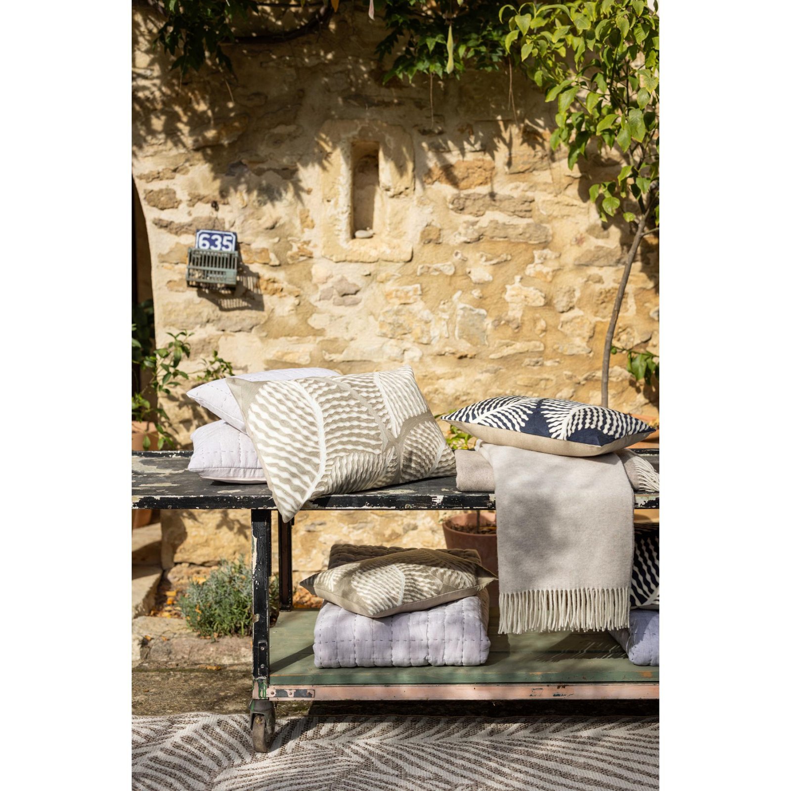 Bed throw Cambra – Vivaraise – view 2