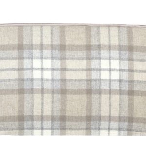 Bed head tiles – Maison Yak