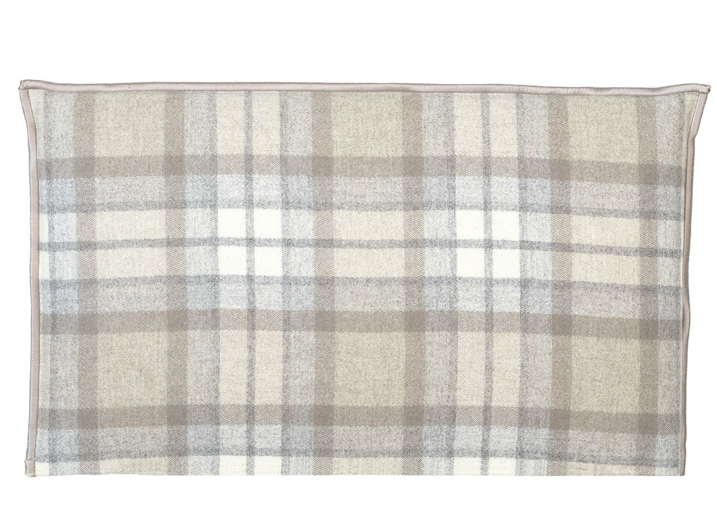 Bed head tiles – Maison Yak